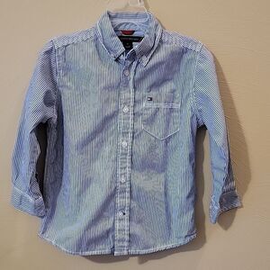 TOMMY HILFIGER BLUE AND WHITE PINSTRIPED DRESS SHIRT, SIZE 3T